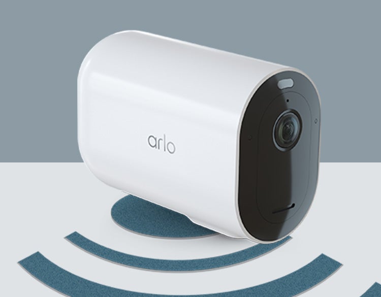 Caméra de sécurité avec un effet montrant la connexion directe au WI-FI